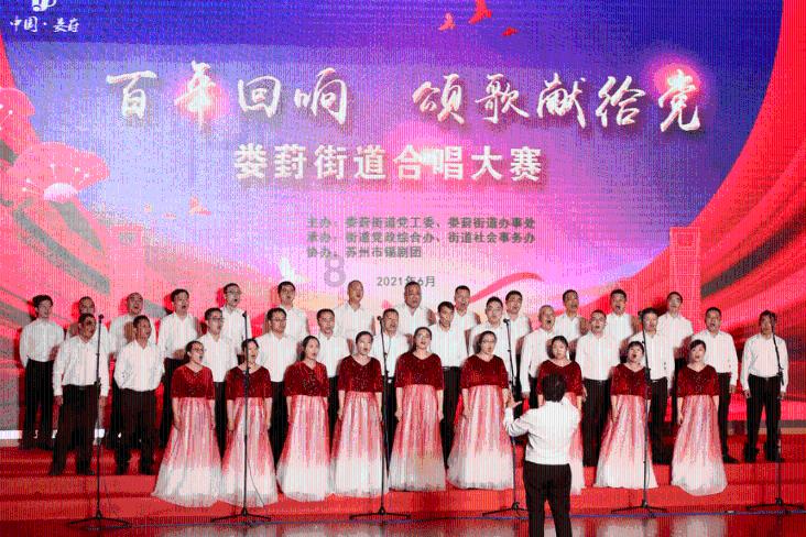 河南省十四届人大二次会议洛阳代表团举行分组会议